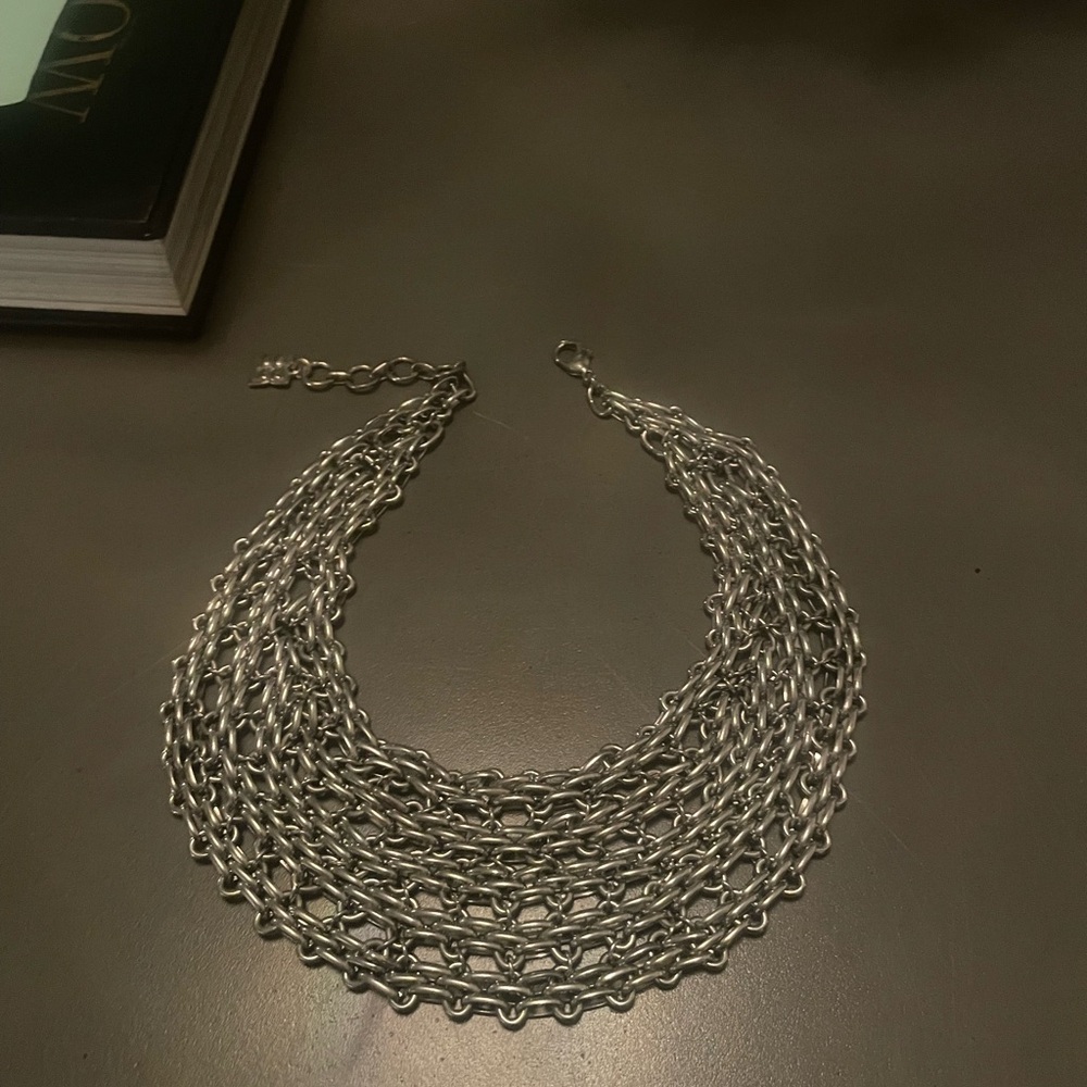Bcbg statement necklace